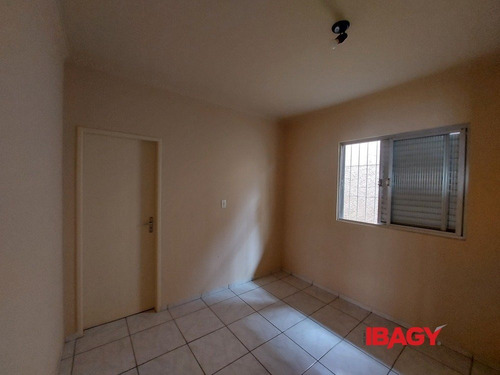 Imagem 11 de 15 de Excelente Casa 3 Dormitorio(s) Em Barreiros - Sao Jose - L-115373
