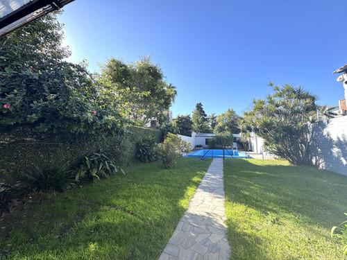 Casa En Venta En La Plata