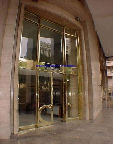 Imagem 3 de 10 de Condomínio Com Recepção E Segurança 24hrs. Excelente Localização Á 3 Minutos Andando Para A Estação Do Metrô São Bento; Entre As Ruas Aberlado Pinto, - 21101907 - 70219722