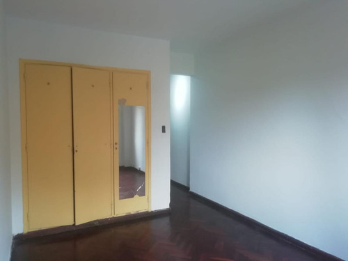 Imagen 6 de 8 de Departamento - Hindu Club