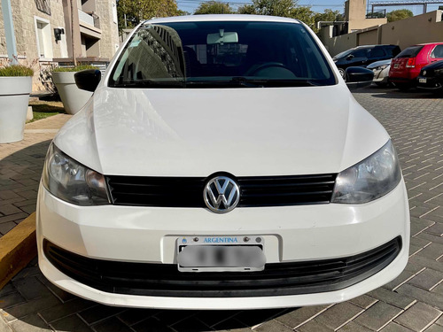 Imagen 2 de 17 de Volkswagen Gol Trend 2013 1.6 Pack I 101cv