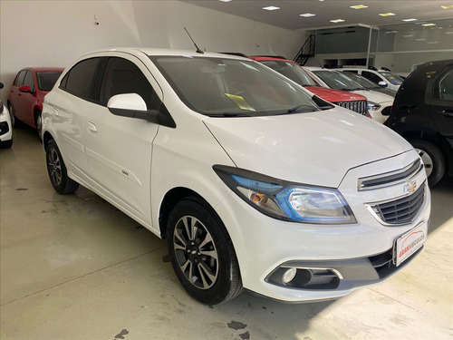 Chevrolet Onix 1.4 MPFI LT 8V FLEX 4P MANUAL