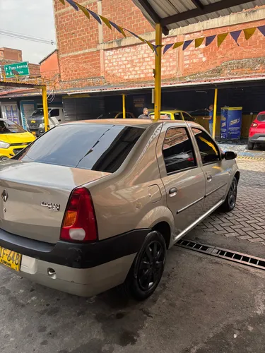 Renault Logan 1.4 Expression
