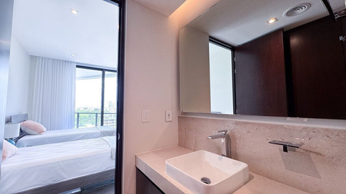 Departamento En Venta Desarrollo Blume, Puerto Cancún Lujo Y Exclusividad