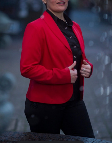 Imagen 4 de 6 de Blazer De Dama Rojo . Chaqueta De Dama Roja Ejecutiva .