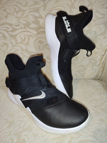 Lebron Soldier 31 Cm Negro Usado Seminuevo Americano