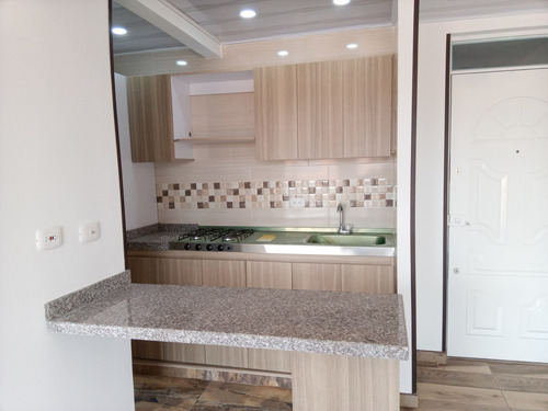Imagen 6 de 14 de Arriendo Apartamento En Madrid