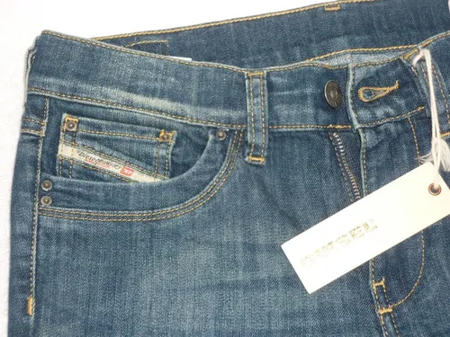 Precio de pantalones diesel originales sale