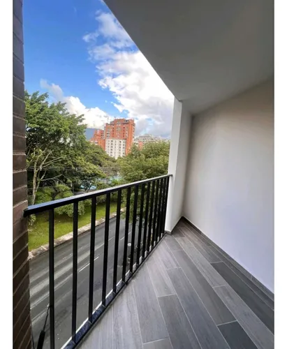 Aparta Suite En Venta, Cesion De Derechos En Conquistadores