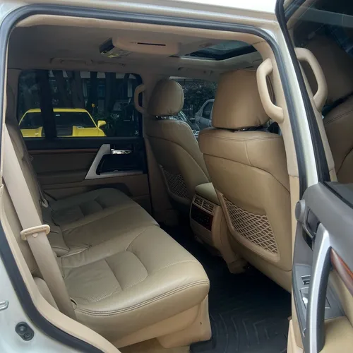 Toyota Land Cruiser 4.5 Imperial Lc200 Diésel
