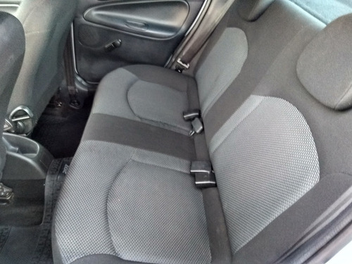 Peugeot 207 2014 1.4 Allure 75cv