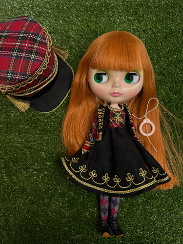 Boneca Neo Blythe Plaid Parade Takara Original Com Caixa (Usado)