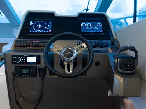 Imagem 9 de 10 de Lancha Royal Mariner Rm480 Flybridge