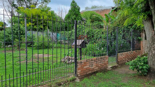 Venta Casa Un Dormitorio Villa Caeiro. Sta. María