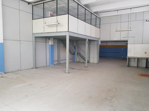 Excelente Galpão Em Terreno Com 3.500 M², - Ga0005