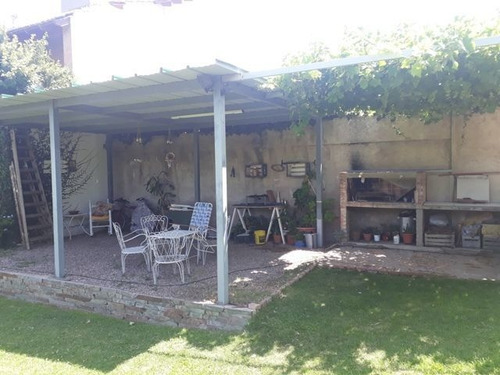 Casa En Venta En Juana Koslay