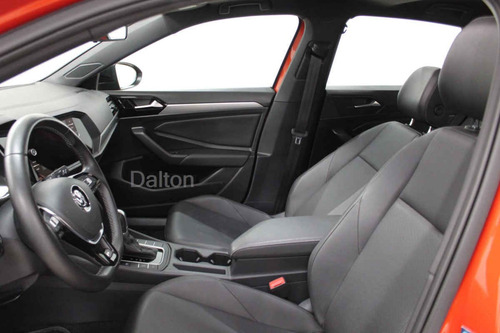 Imagen 10 de 15 de Volkswagen Jetta 2019 4 Cilindros