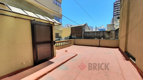 Imagen 25 de 30 de Ph Sin Expensas - Gran Tza Patio 160 M2 Tot - San Martin Al 900 - Avellaneda (centro)