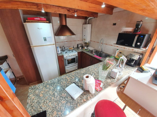 Venta 2 Casas Sobre Lote, Zacagnini