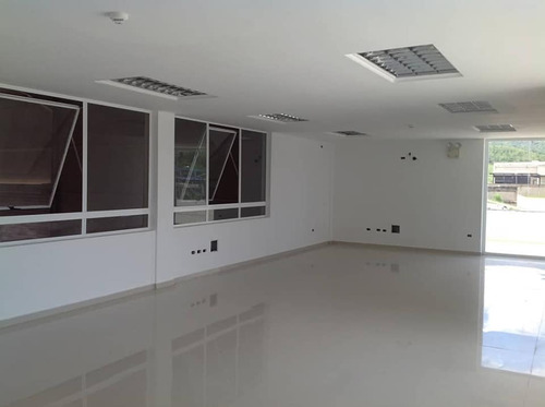 Imagen 4 de 16 de Venta Galpón Zona Industrial Monteserino, San Diego