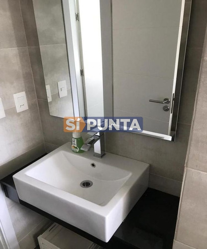 Imagen 3 de 4 de Apartamento En Alquiler Anual
