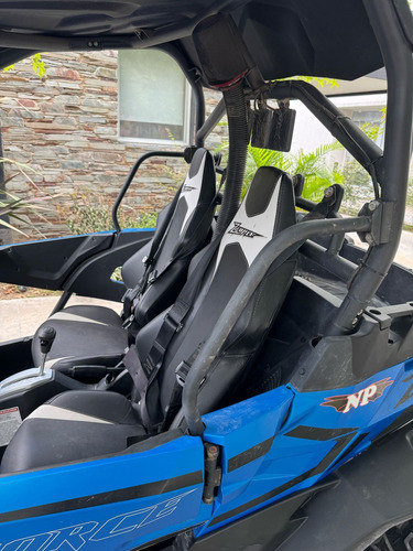 Utv 800 Cc Con Varios Accesorios.