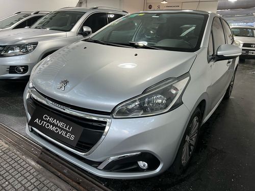 Peugeot 208 1.6 Allure