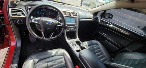 Imagen 8 de 12 de Ford Fusion 2017 2.0 Se Luxury Plus At