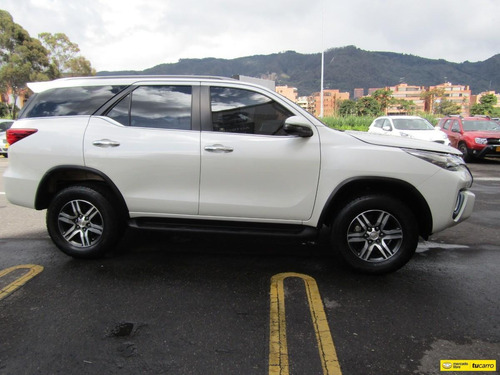 Toyota Fortuner 2.7 4x2