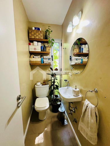 Venta Dúplex En Tigre, 2 Dorm Y Escritorio Más Cochera!