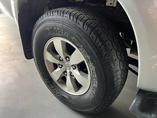 Toyota Hilux 2.7 SR 4X2 CD 16V GASOLINA 4P MANUAL