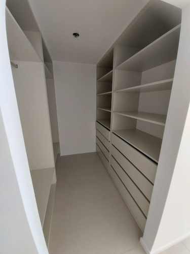 Imagen 5 de 14 de Venta Semipiso De 2 Amb A La Calle C/cochera