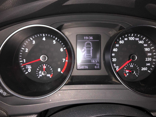 Volkswagen Vento 2.5 Advance Plus 170cv 2015