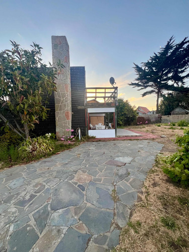 Arriendo Casa Tipo A Pichidangui
