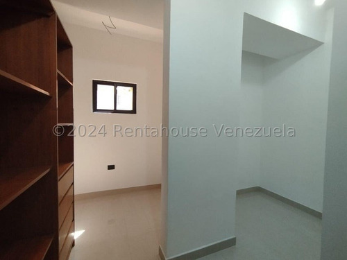 Exclusivo Apartamento En Conjunto Residencial De Alto Nivel La Trigaleña 24-16836