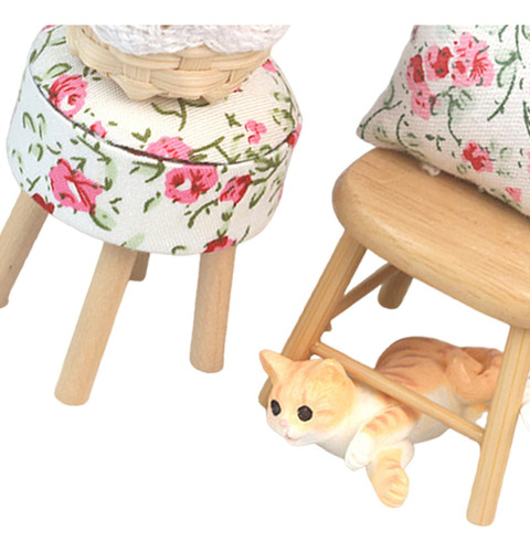 Set De Sillas En Miniatura Para Casa De Muñecas, Estilo B