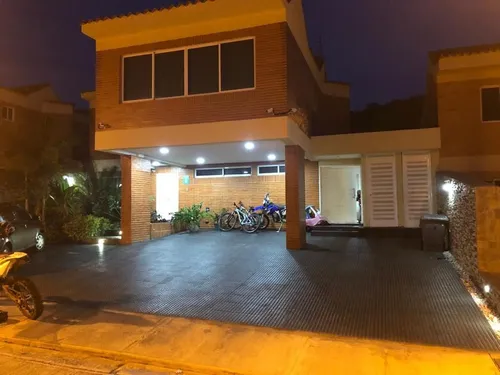 Casa En Urb Lomas Del Country Gm