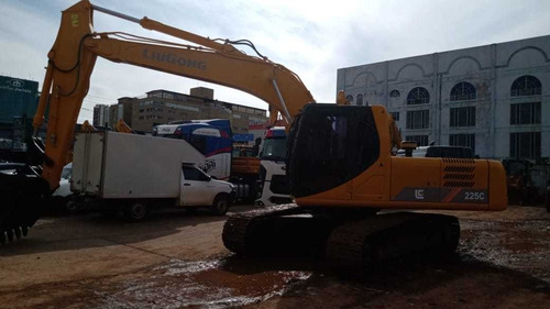 Escavadeira Liugong 225c,2010,21,5 T. Otima C/l *repasse*