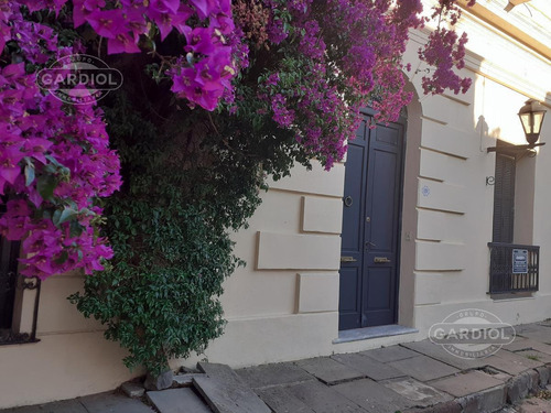 Imagen 3 de 19 de Venta Casa En Barrio Histórico Colonia Del Sacramento