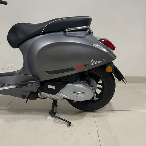 Vespa Sprint 150s 2018 Usada - 7.900 Km