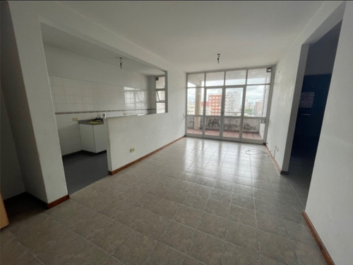 Imagen 2 de 8 de Departamentos 3 Ambientes - Venta