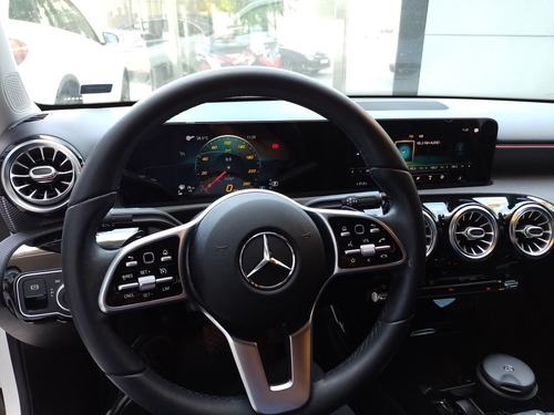 Imagen 11 de 14 de Mercedes-benz Clase A 2021 1.3 A200 163cv Progressive Sedan