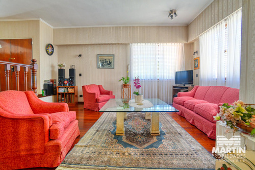 Casa En Venta En Martinez 5 Amb Con Cochera