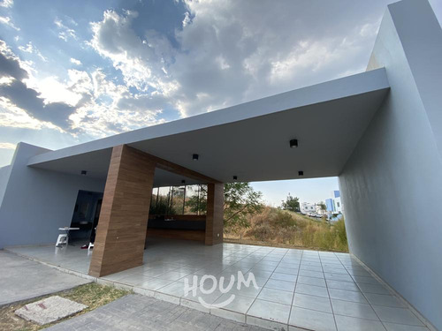 Casa En Senderos De Monte Verde, Tlajomulco De Zúñiga Con 3 Recámaras, 120 M², Id: 153303