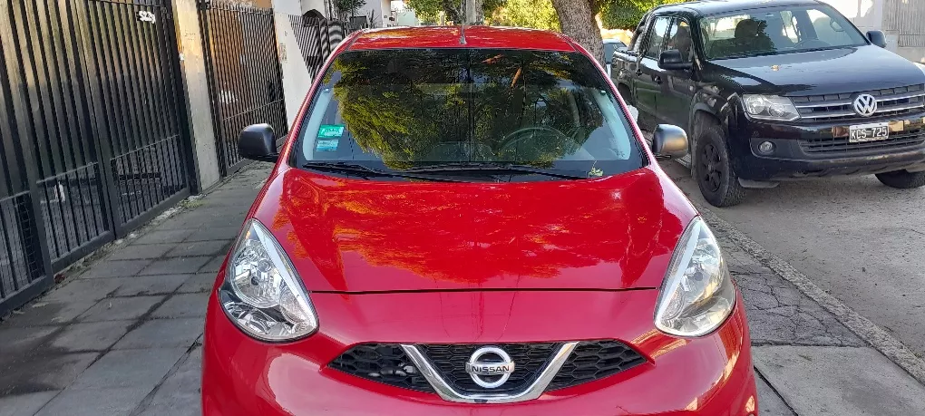 Nissan March Active puro drive f2