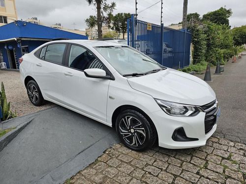 Chevrolet Onix plus Onix Sedan Plus Lt 1.0 12v Flex 4p Mec