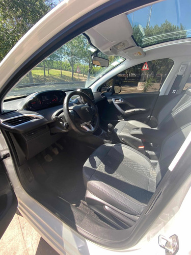 Peugeot 208 1.6 Urban Tech 2019