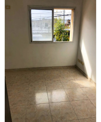 Departamento Tipo Casa En Venta En Sarandi Este