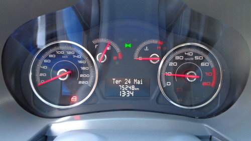 Imagem 16 de 23 de Fiat Palio Attrative 1.4 2016 Xaxim/sc