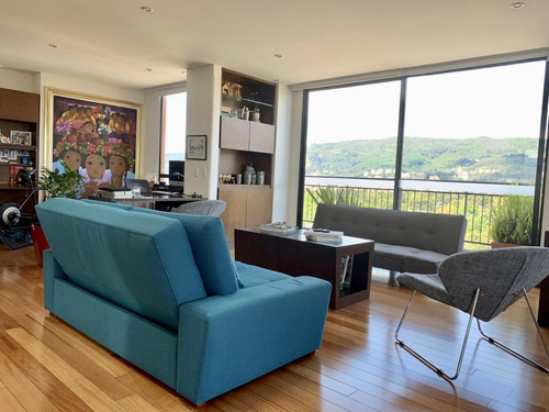 Apartamento En Arriendo En Bogotá La Calleja-usaquén. Cod 14023